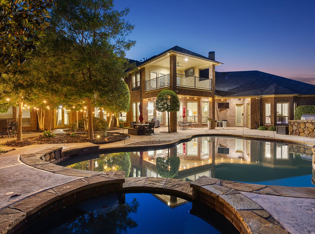 Show Stopping Curb Appeal