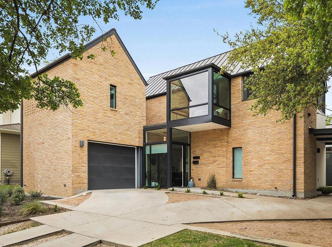 maintains the charm and warmth that the Zilkerau