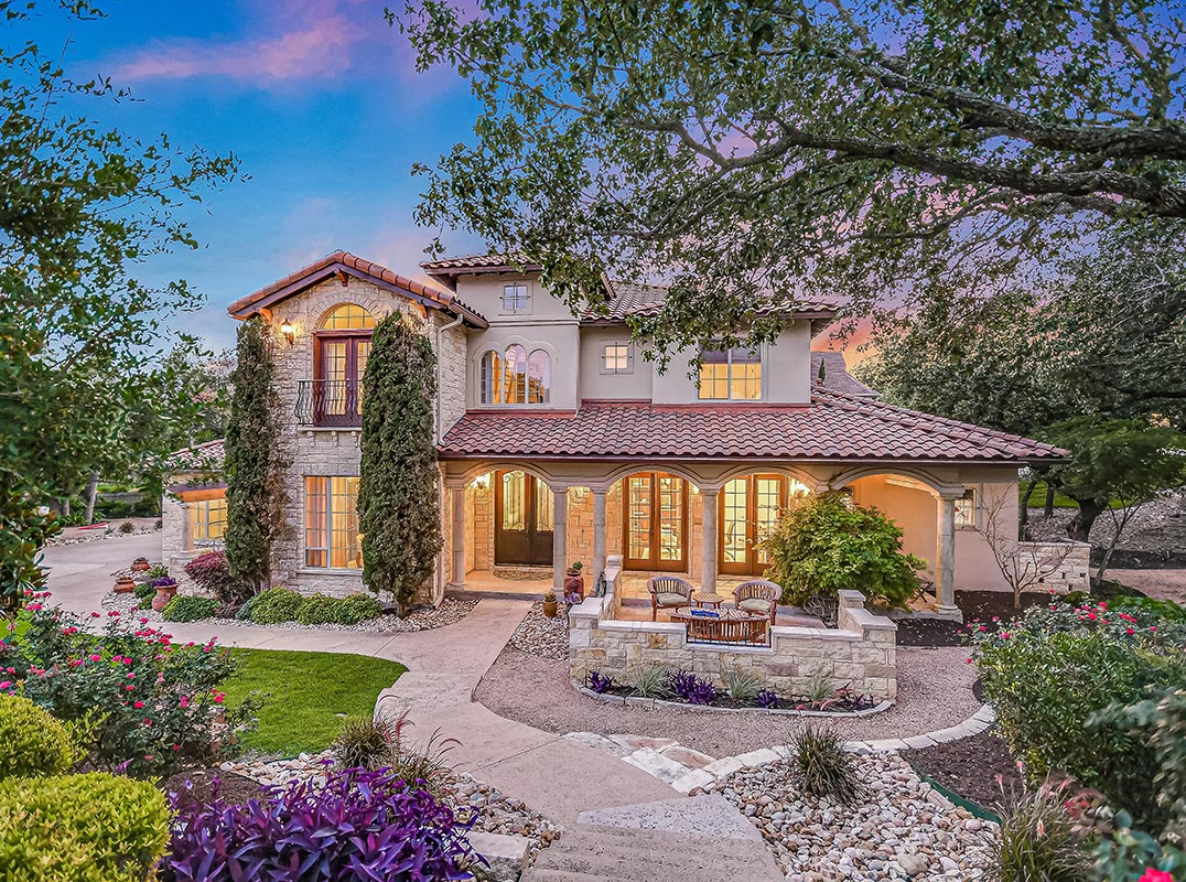 Welcome To Your Dream Home In The Heart Of Bee Cave
