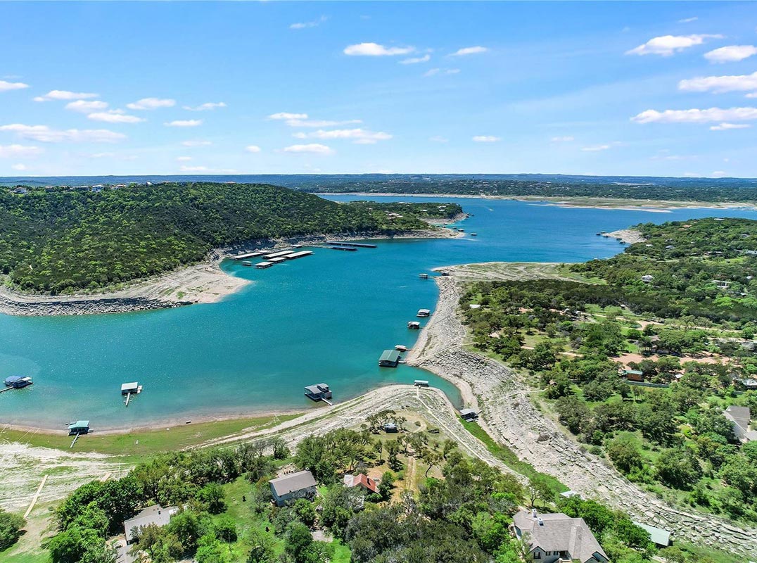 Prime Deep Waterfront On Lake Travis 