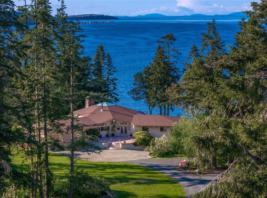 Discovery Bay Waterfront
