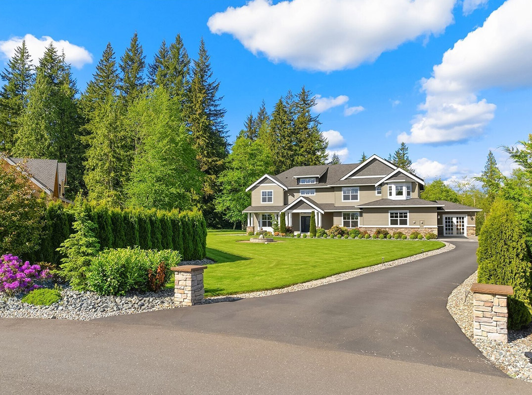 Contemporary Design and Casual Elegance