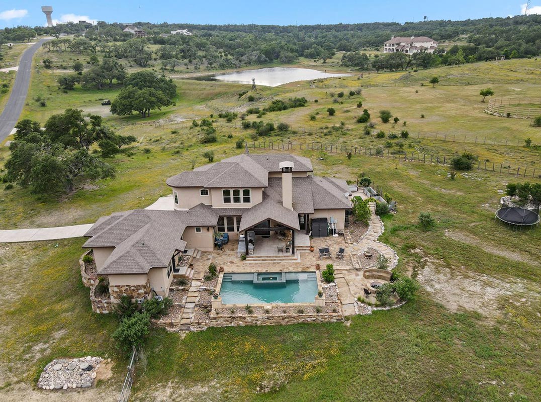 Embrace The Best Of The Hill Country