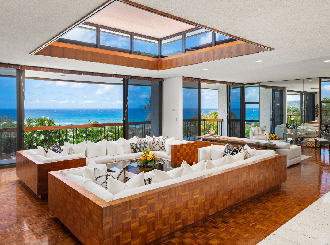 <I> <p style=”color:red'>*SOLD*</p></I>3869 Pokapahu Place