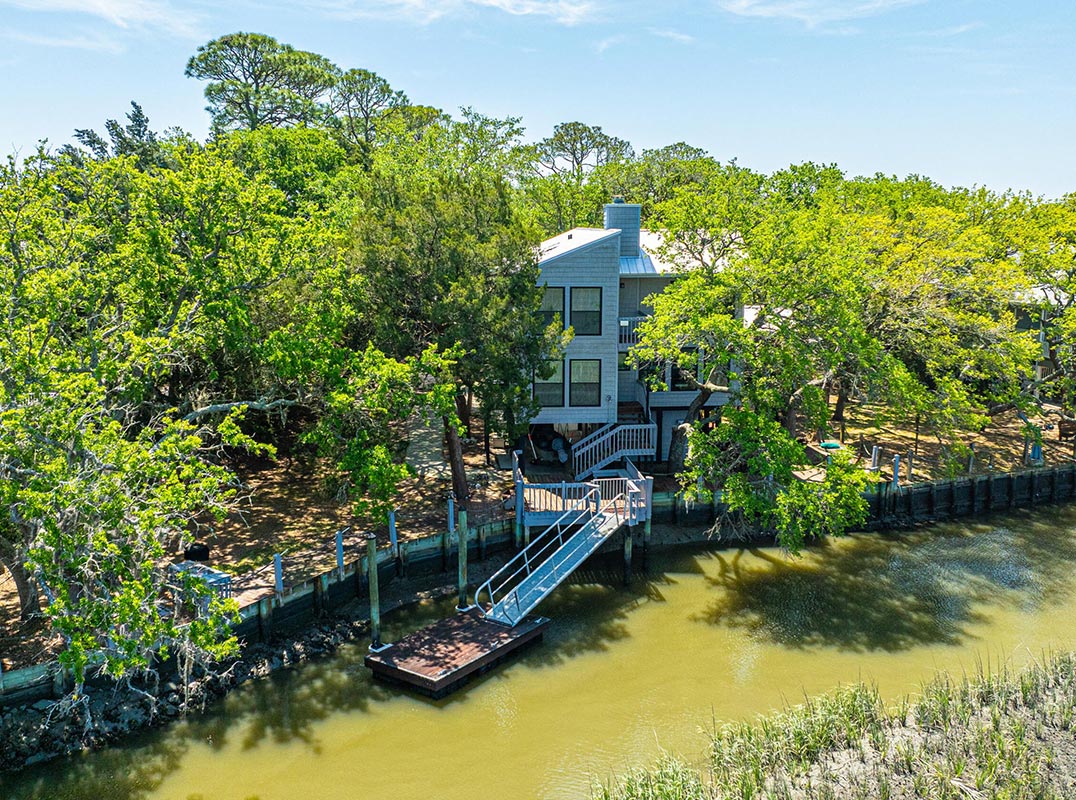 Creekside and Direct Ocean Views on Editsto Island
