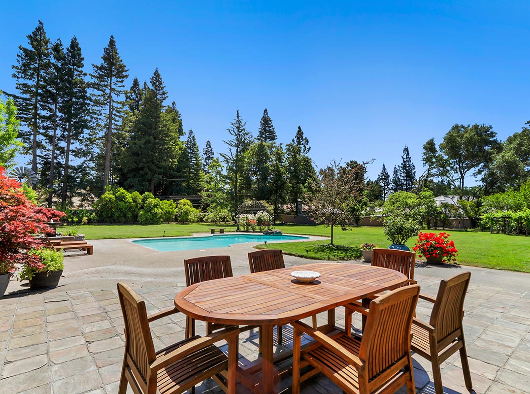 Arden Oaks Estate