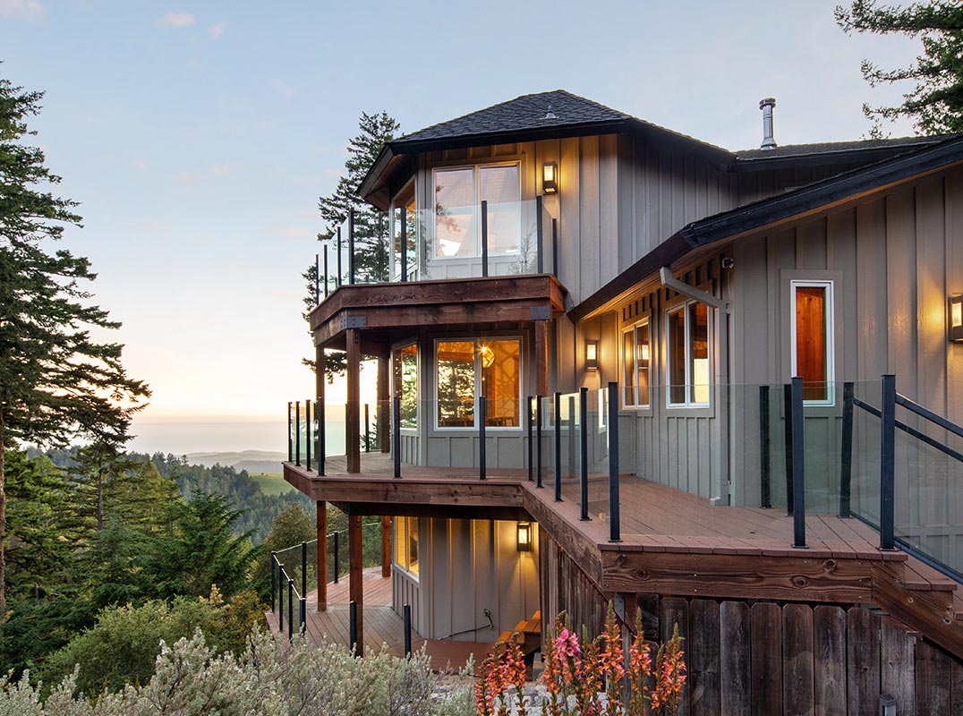Chic & Luxurious Retreat With Ocean Views