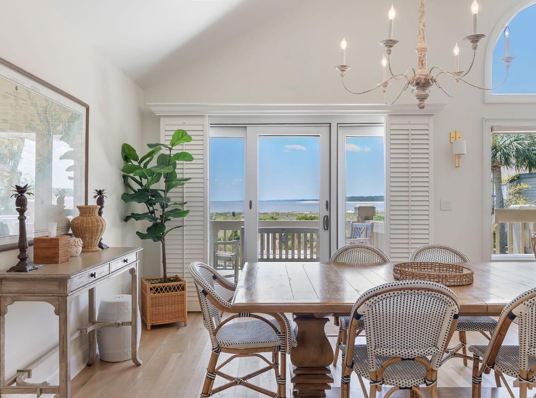 Stunning Beachfront Villa with Direct Beach Access