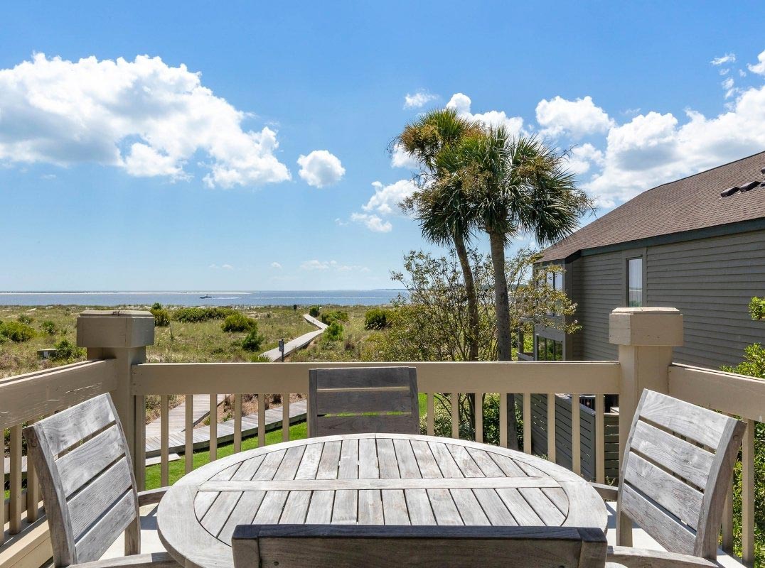 Stunning Beachfront Villa with Direct Beach Access