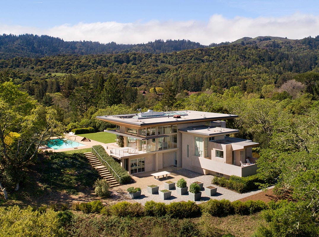 Modern Masterpiece with Showcase Views