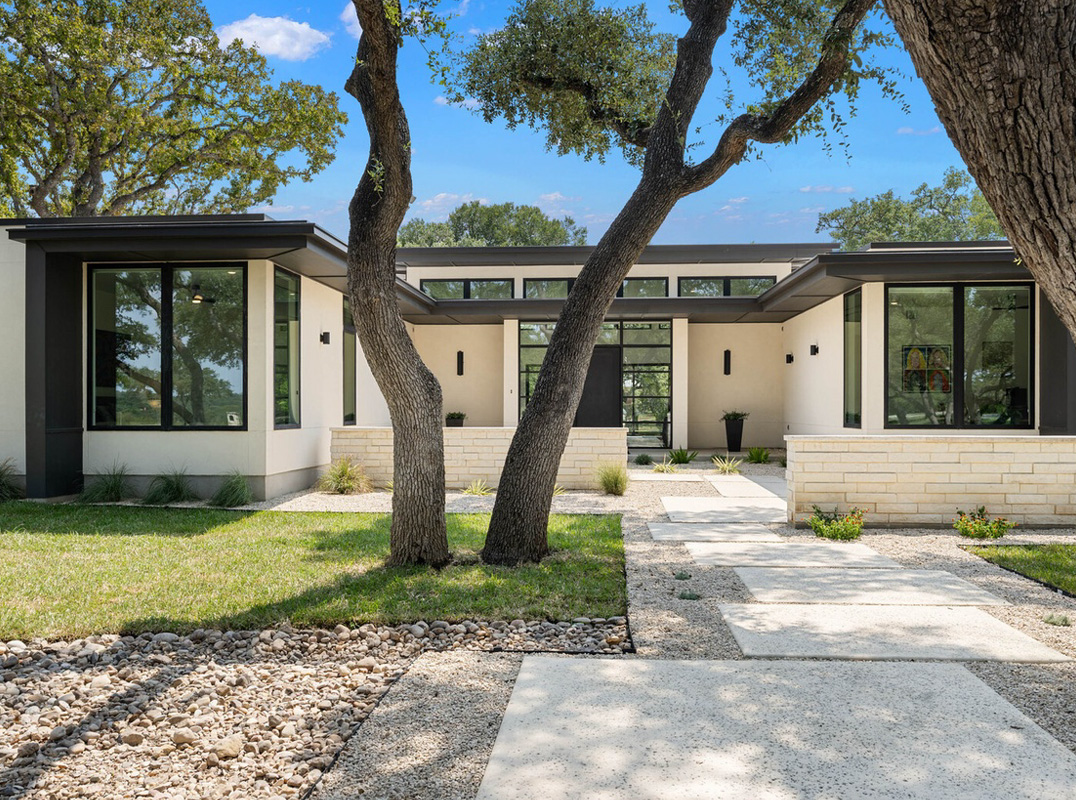 Modern Home Exudes Luxury And Quality Craftsmanship