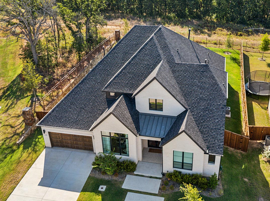 Modern Masterpiece In Canyon Falls!