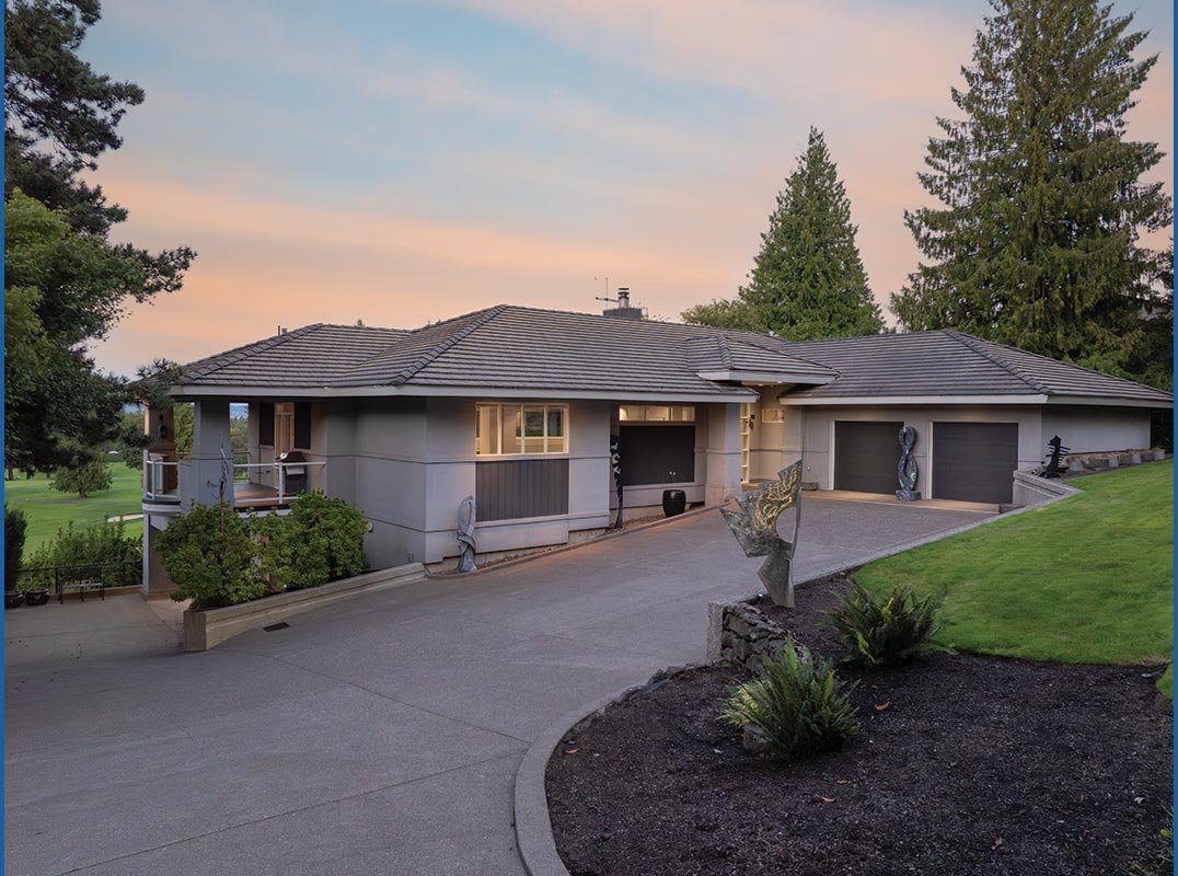 OSWEGO LAKE COUNTRY CLUB FRONTAGE