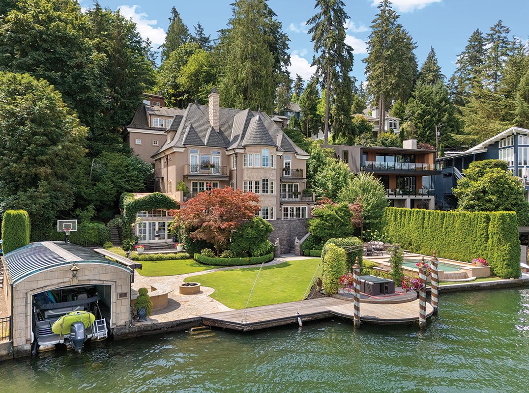 OSWEGO LAKE FRONT ESTATE