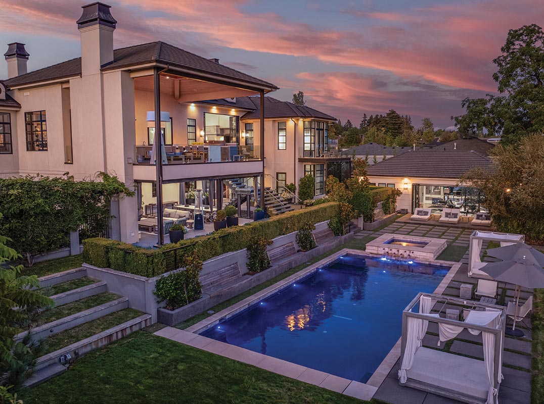 Welcome to Your Dream Estate