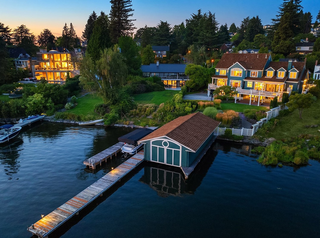 LHM Greater Seattle Laurelhurst Estate with Southwest Exposure
