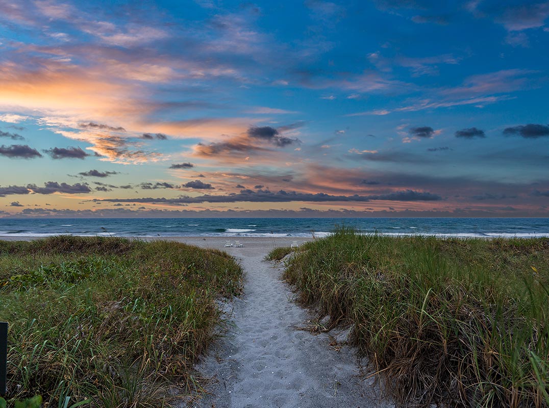 Beautiful view of Luxury Penthouse Rentals With Private Beach Access