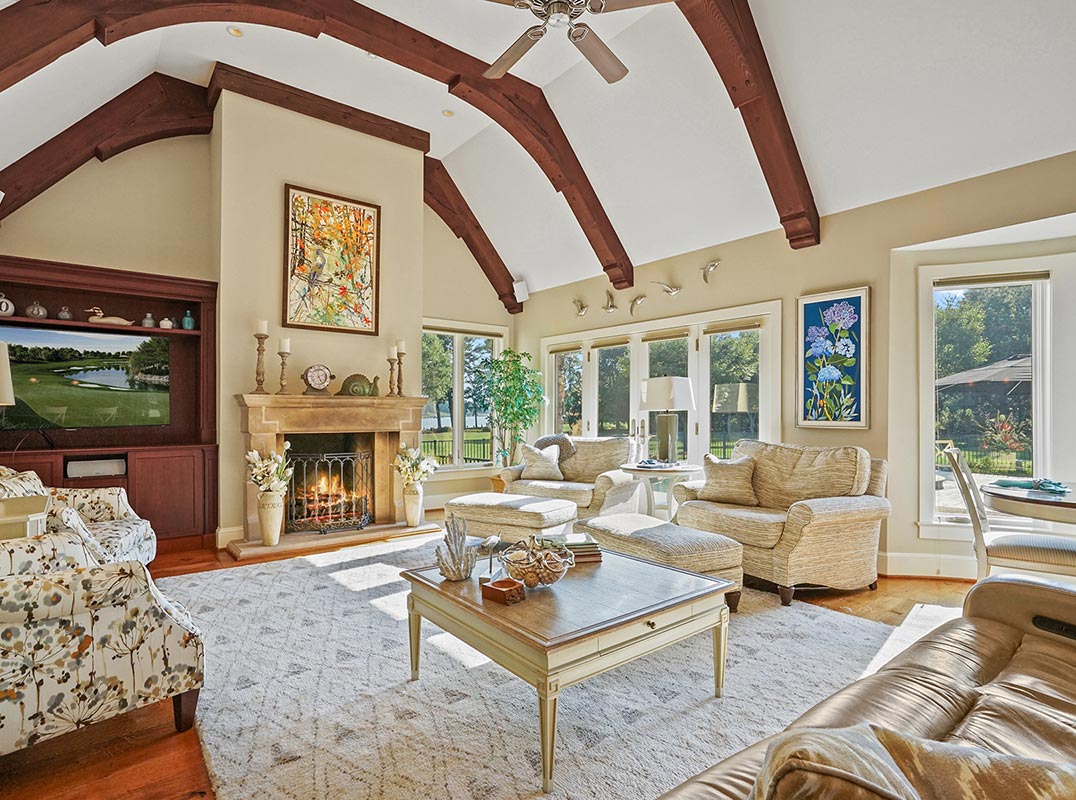 LHM Washington DC Stunning 4BR French Country Stone Home on 4 Acres