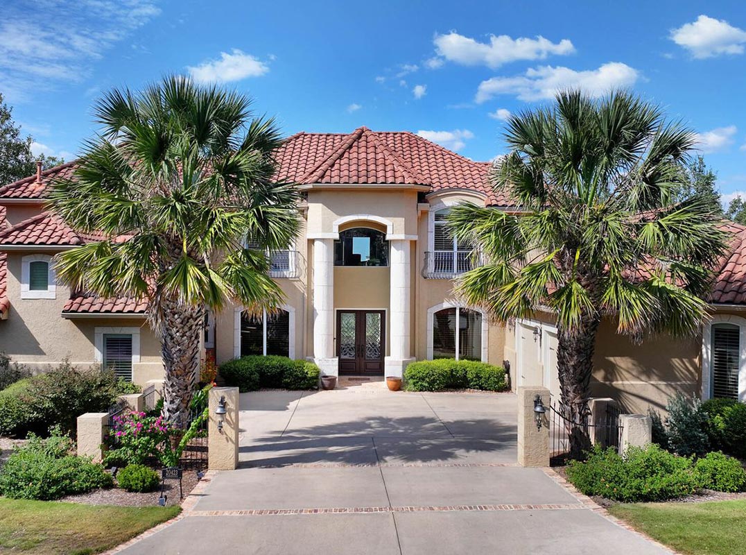 Custom Home Built By Craighead - Amazing Views