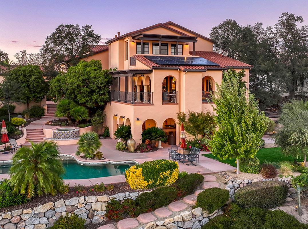 Mediterranean-Inspired Estate In Catta Verdera