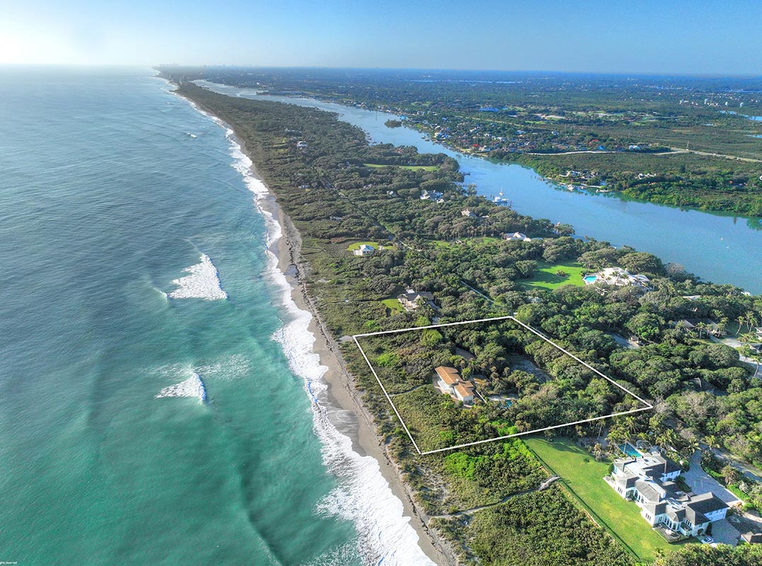 Pristine Jupiter Island Oceanfront on 2.66 acres