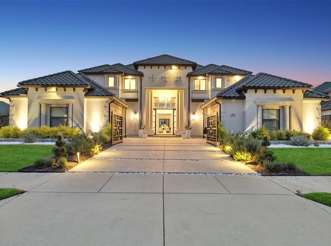 Incredible Toll Brothers Home With Gated Private Driveway