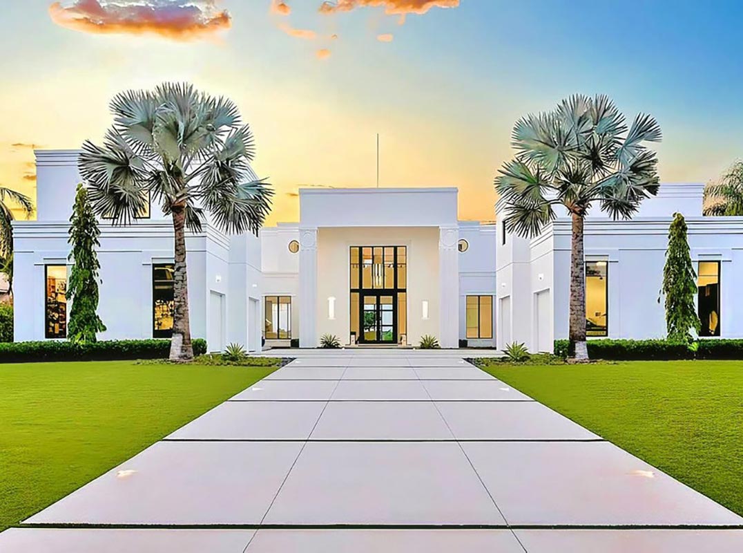A Rare Architectural Masterpiece on the Loxahatchee River