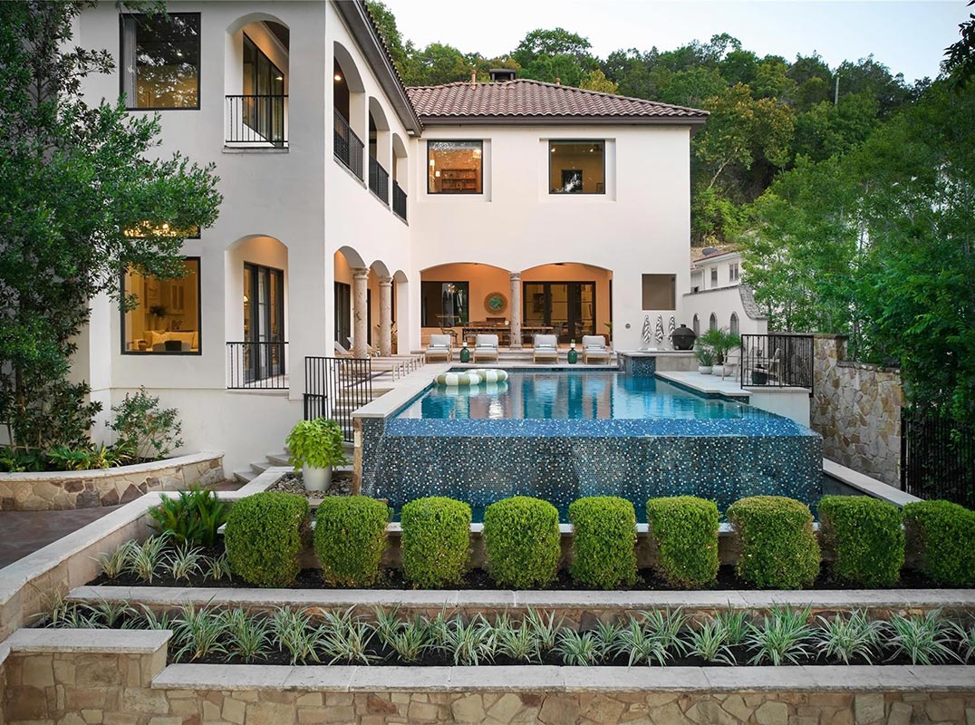 The Lake Como House of Austin
