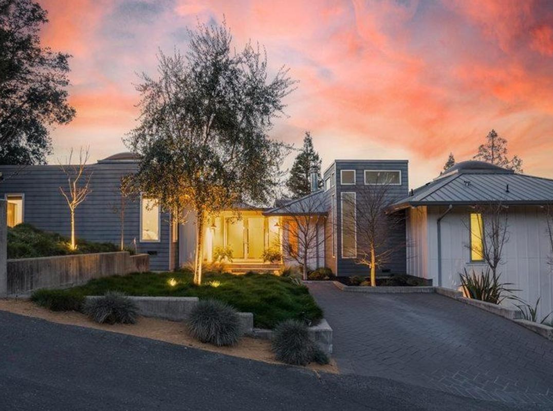 Custom, Contemporary Estate In Coveted Westside Danville