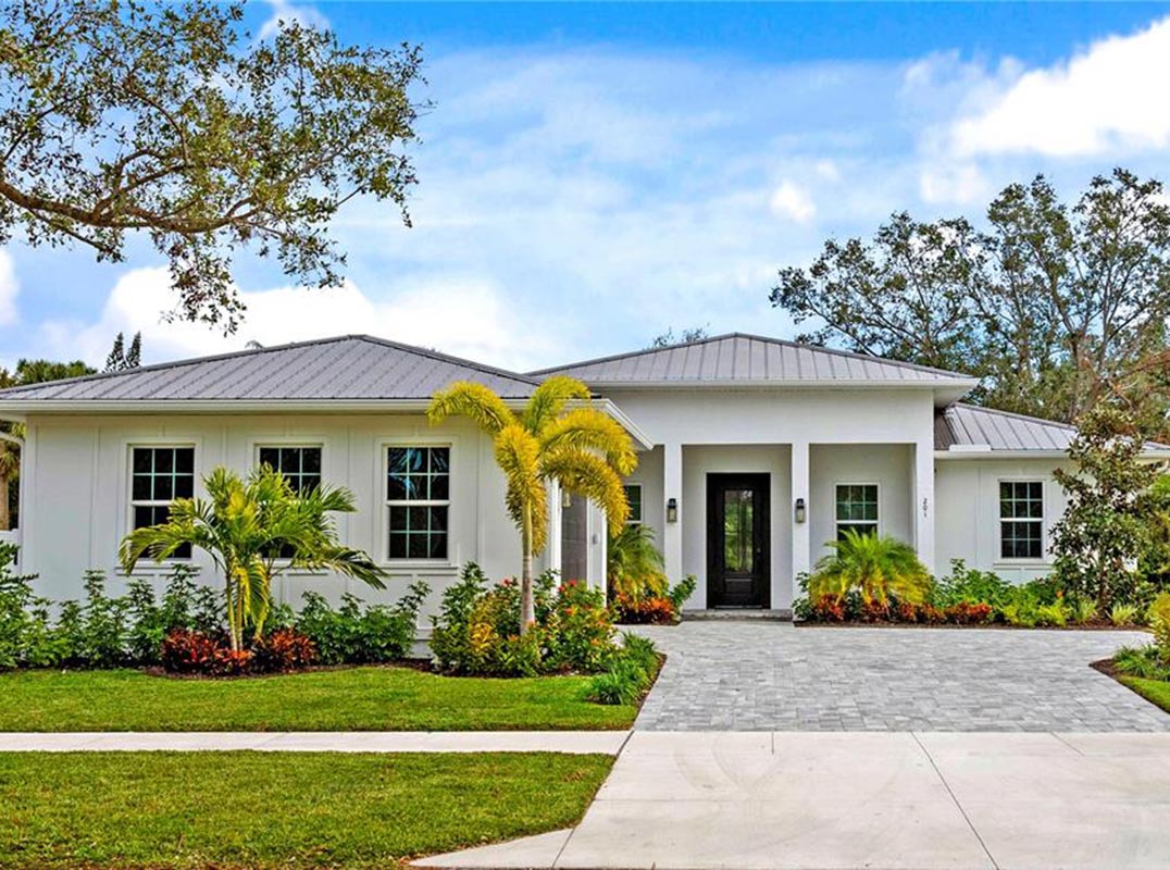 Embrace Sarasota Living At Its Finest!