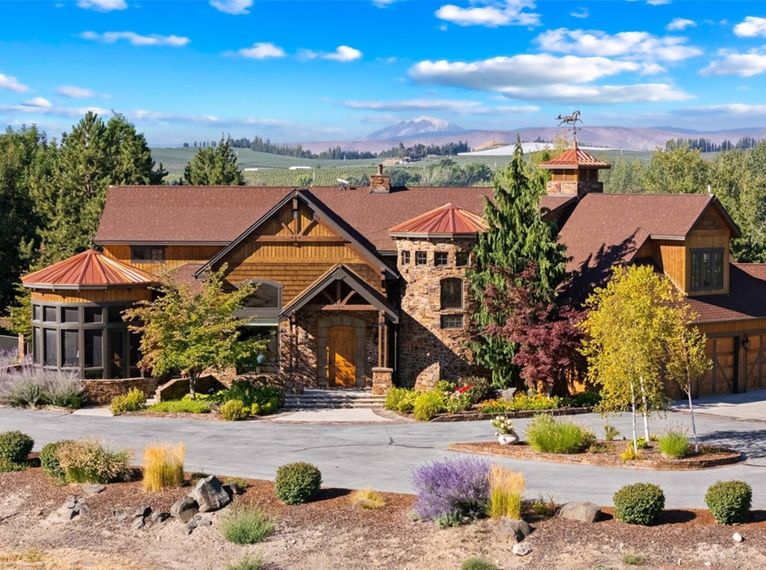 Luxury Equestrian Estate
