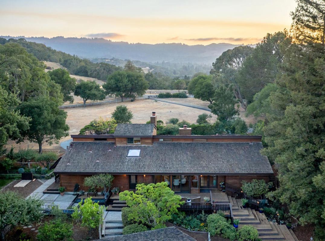 Private Retreat in a Central Location