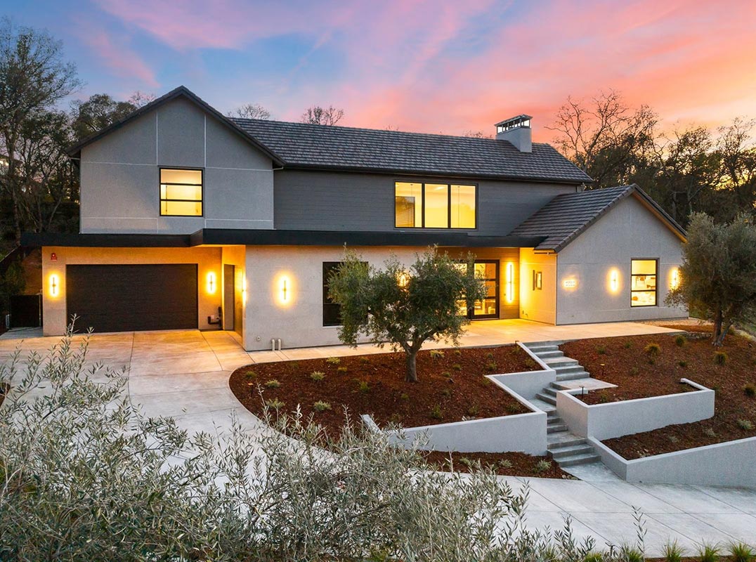 Unparalleled Luxury And Prestige In The Gated Community Of Serran