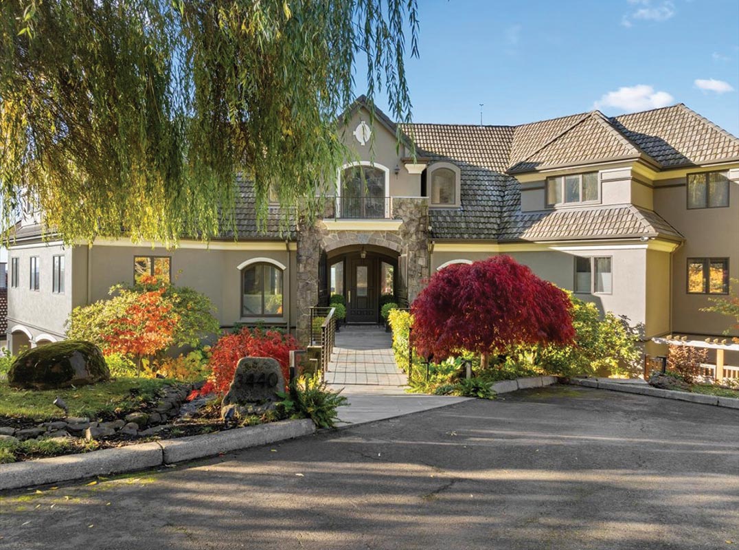 Magnificent vistas in gated West Hills View Estates