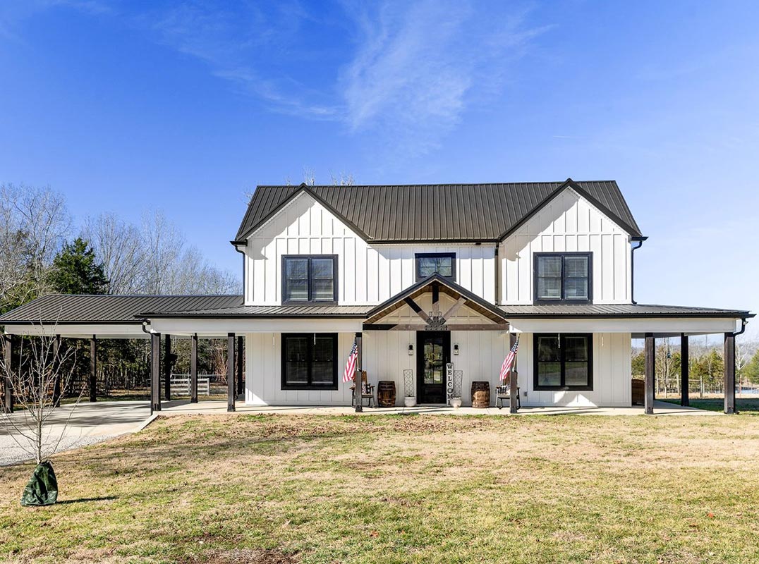 Idyllic 40-Acre Farm With Custom Home & Barn