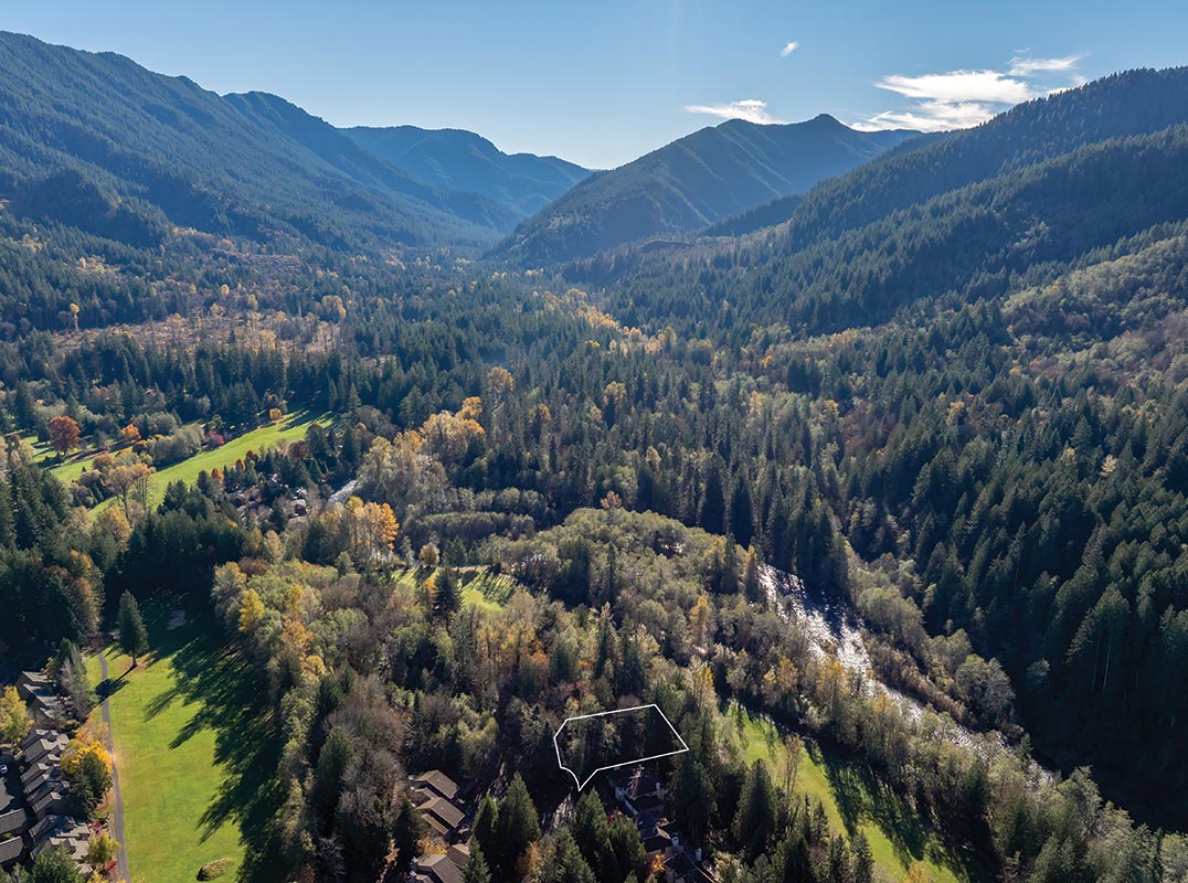 Private Half-Acre Lot in Mount Hood Oregon Resort