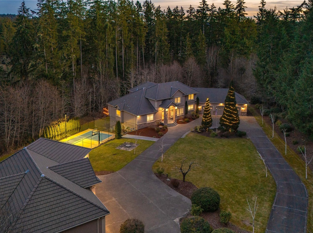 Builder's Custom Compound