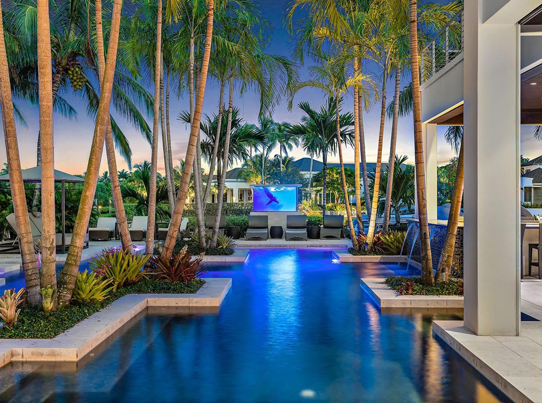 Exquisite Contemporary Waterfront Estate 