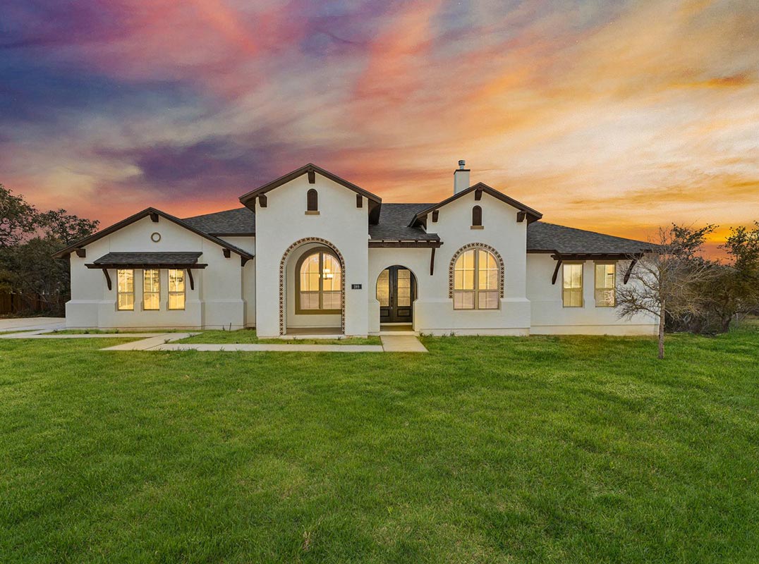 Discover Country Luxury