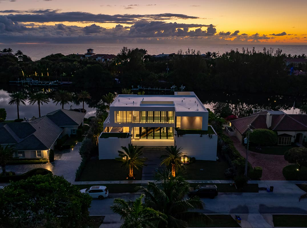 New Point Manalapan Waterfront Estate