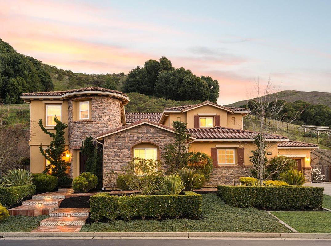 San Ramon’s Gated Norris Canyon Estates