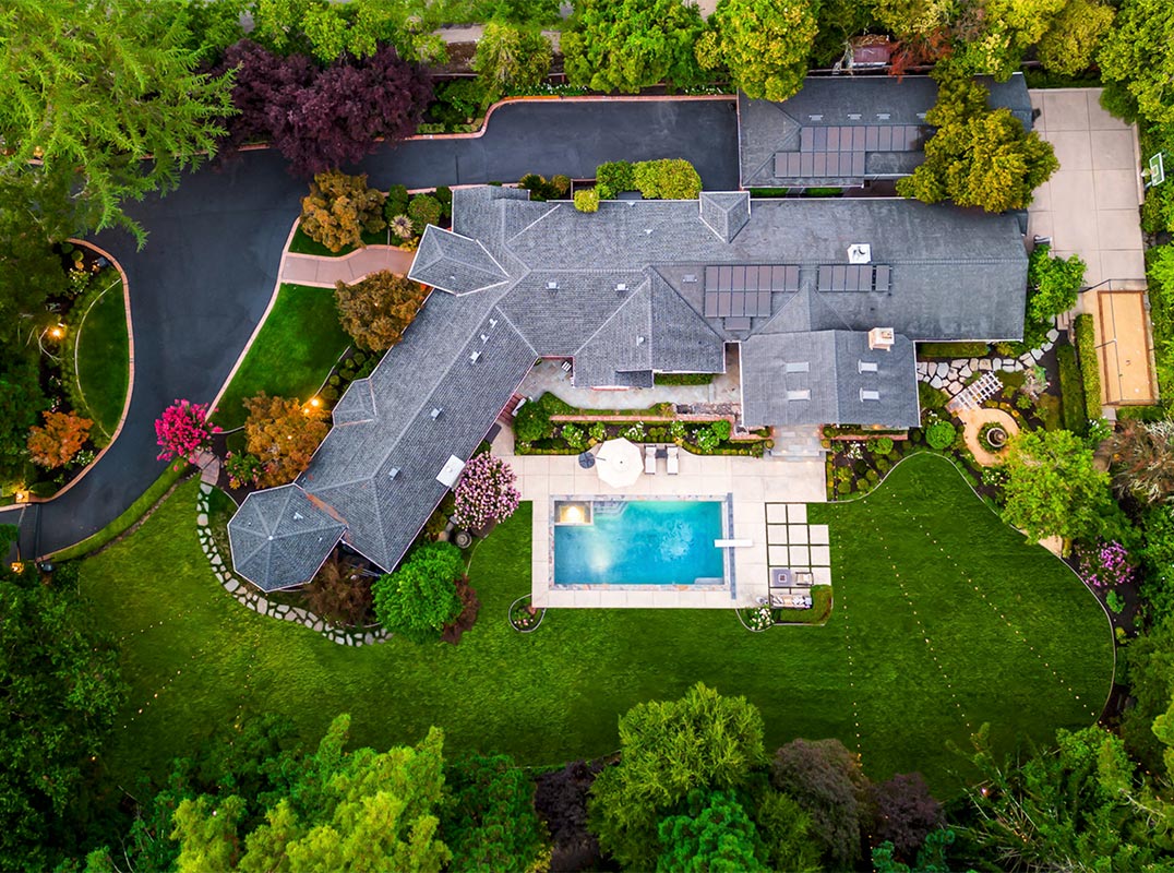 An Entertainer's Paradise