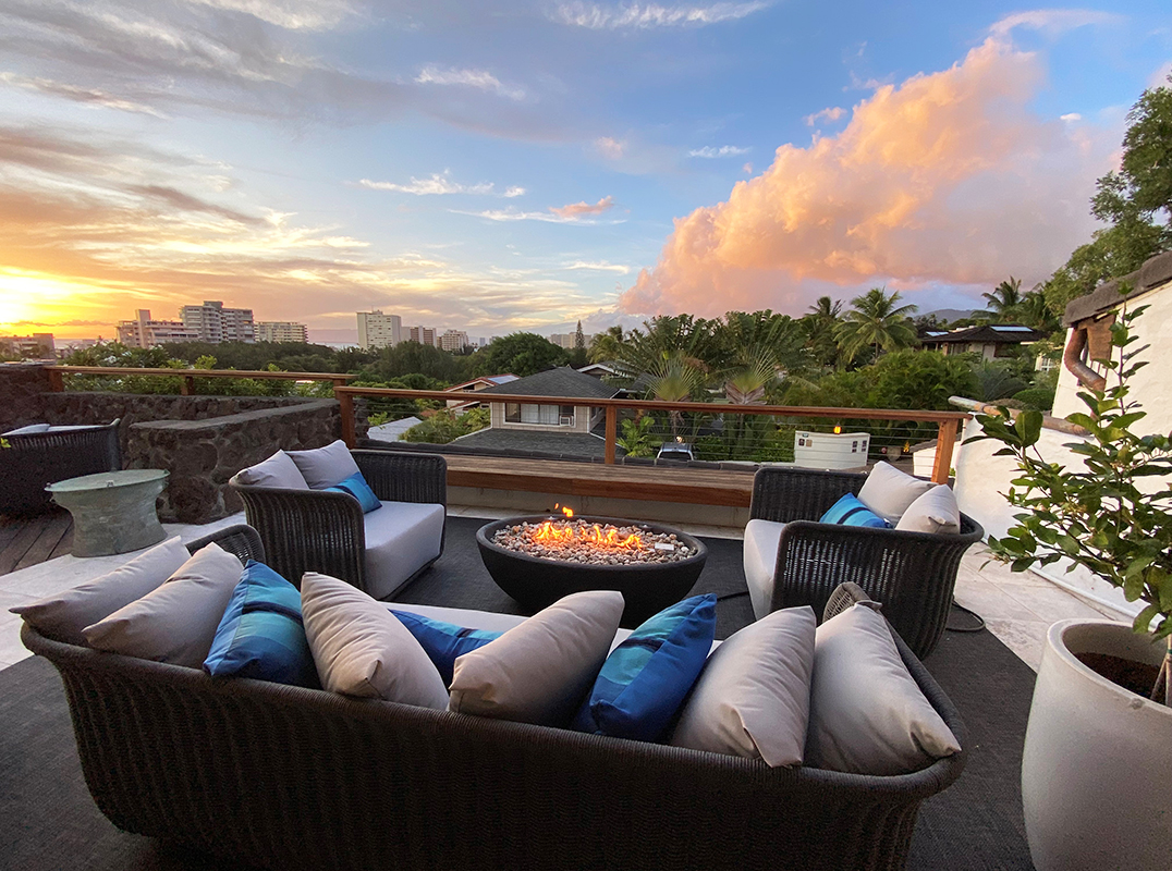 2947 Hibiscus Place