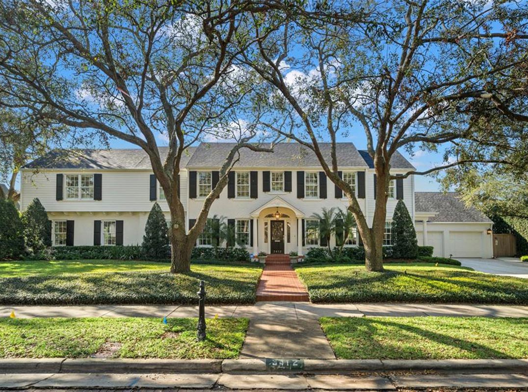 Incredible Golfview Estate