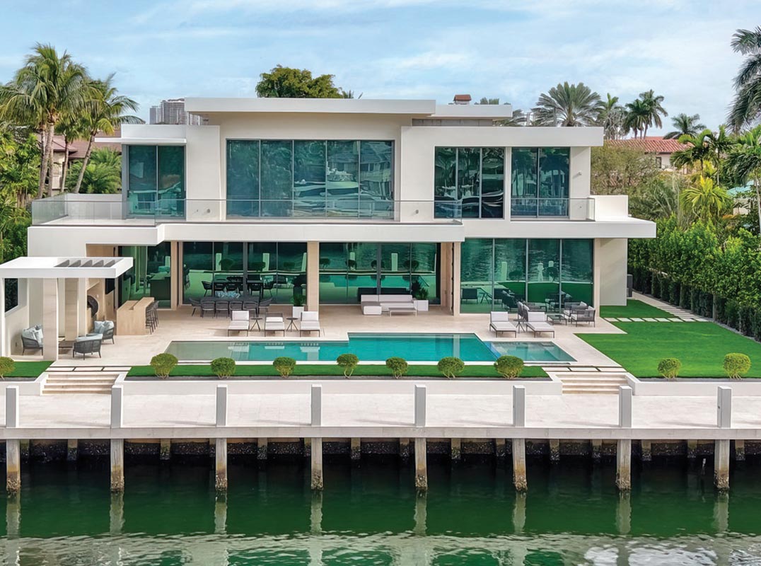 Exquisite Estates in Surf Club, Harbor Beach