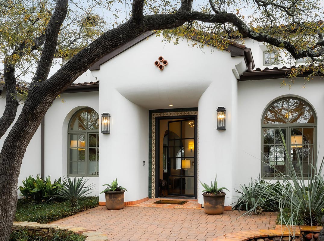 Spanish Oaks | Contemporary Spanish Estate
