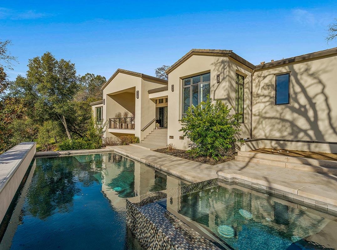 Serrano Golf And Country Club Contemporary Style Home