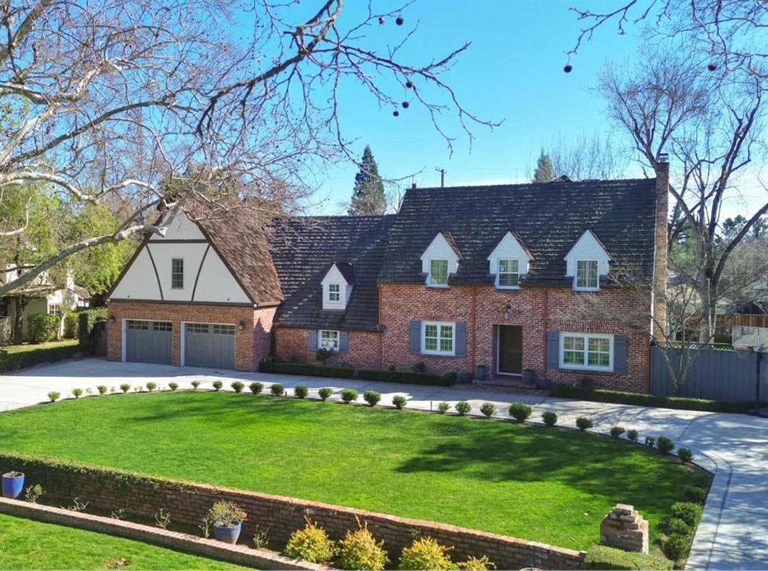 Old Sierra Oaks Estate