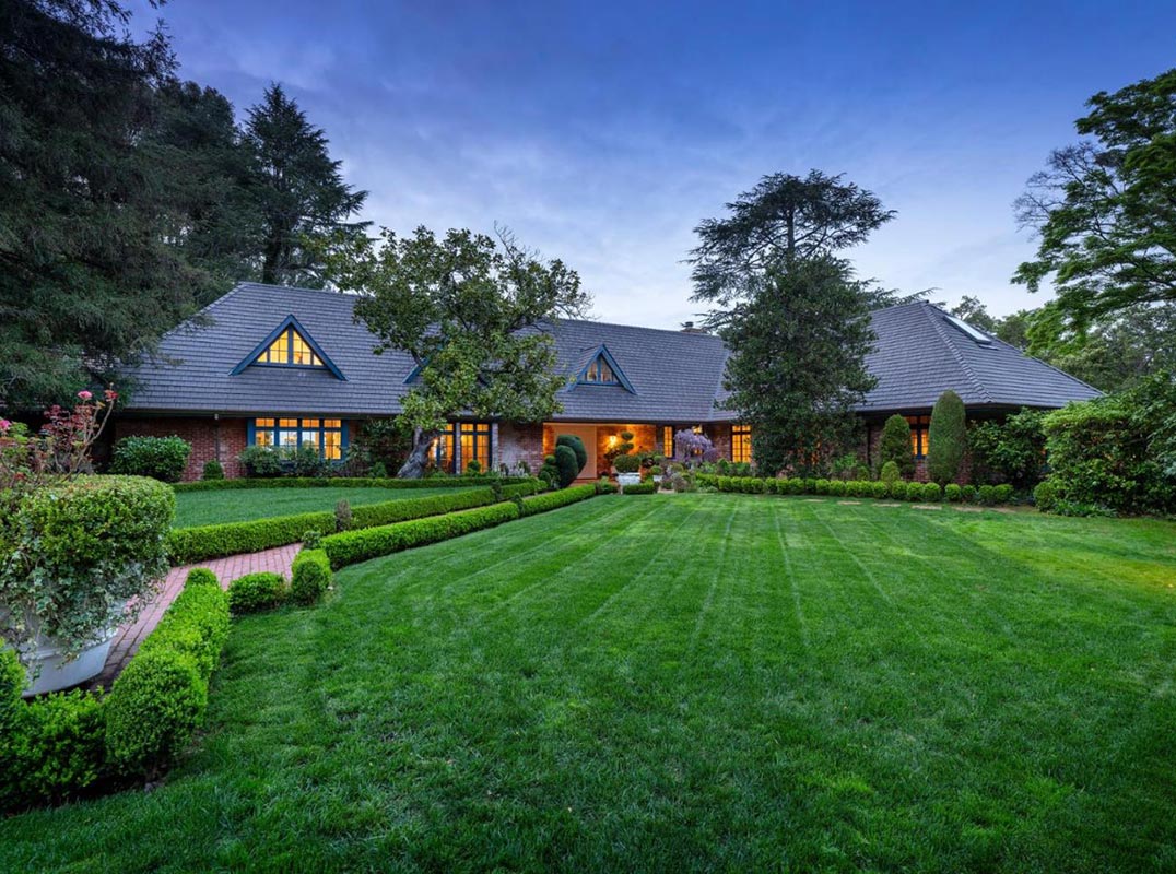 The Koshland Estate – A Legacy Residence with Iconic Views and Timeless Design