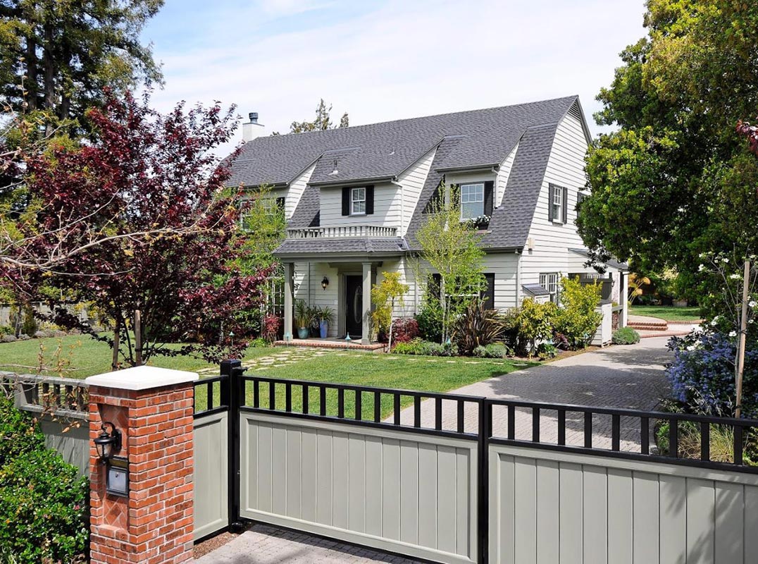 Lower North Hillsborough Dutch Colonial!